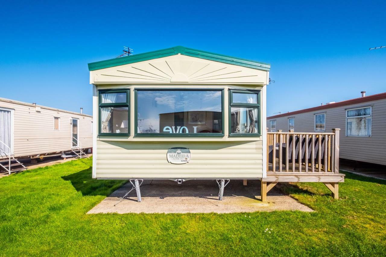 Caravan Beach Holiday Otel Saint Osyth Dış mekan fotoğraf